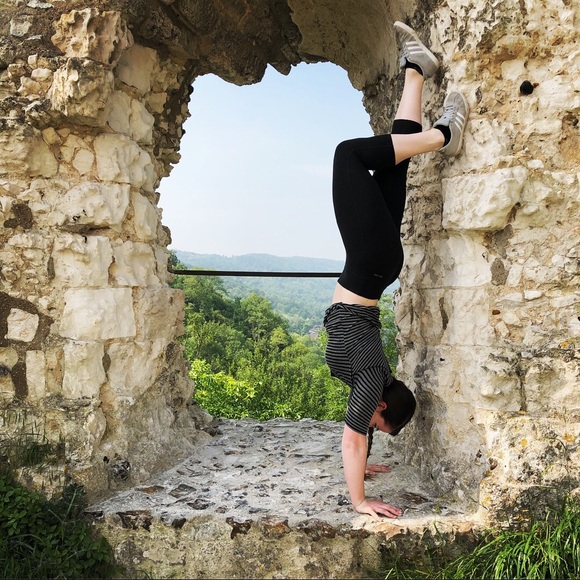 Meet your Posher, Sarah - Picture 6 of 7